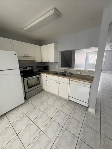12035 SW 14th Street Miami FL 33184