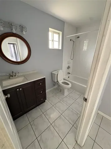 12035 SW 14th Street Miami FL 33184