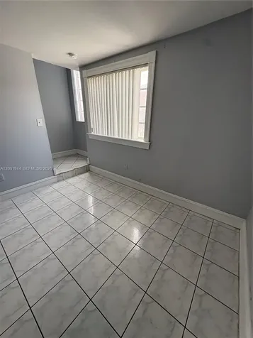 12035 SW 14th Street Miami FL 33184