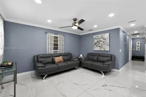 10414 N 50th Street Tampa FL 33617