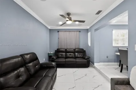 10414 N 50th Street Tampa FL 33617