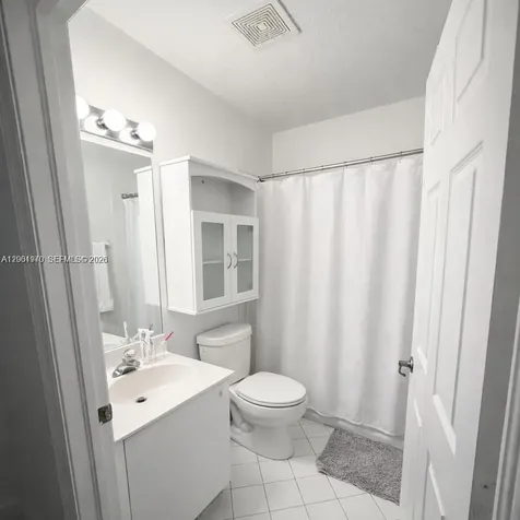 5724 NW 112th Place Doral FL 33178