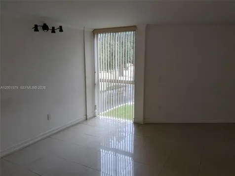 7125 NW 186th Street Hialeah FL 33015