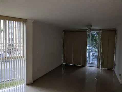 7125 NW 186th Street Hialeah FL 33015