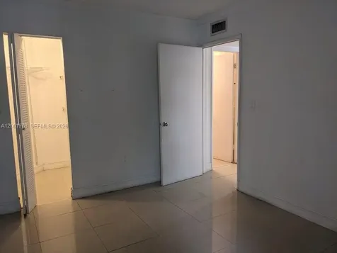 7125 NW 186th Street Hialeah FL 33015