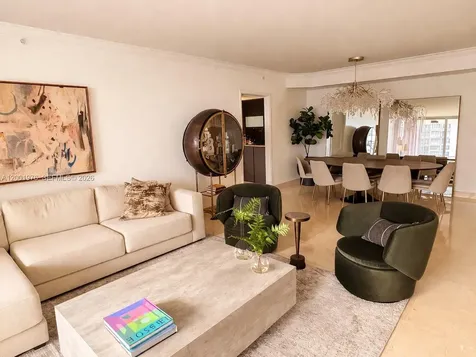 848 Brickell Key Drive Miami FL 33131