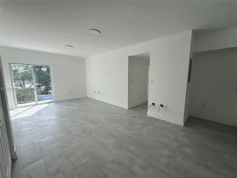 147 NW 59th Street Miami FL 33127