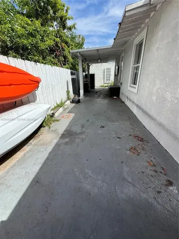 3175 NW 27th Street Miami FL 33142