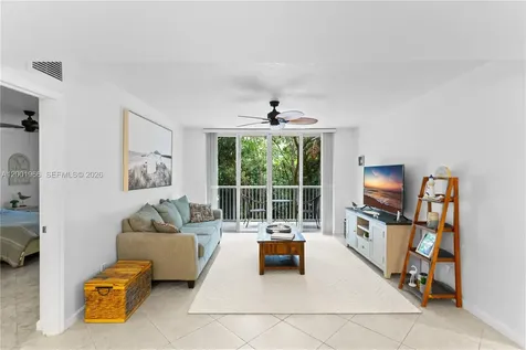 519 E Sheridan Street Dania Beach FL 33004
