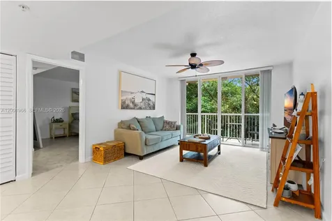 519 E Sheridan Street Dania Beach FL 33004