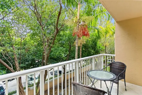 519 E Sheridan Street Dania Beach FL 33004