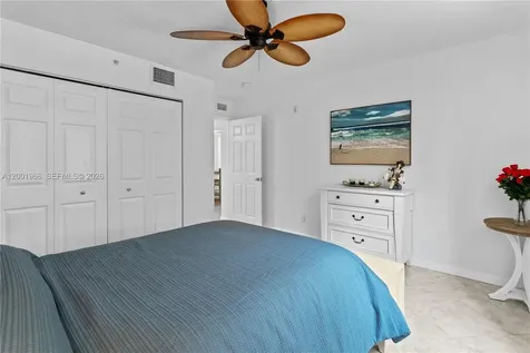 519 E Sheridan Street Dania Beach FL 33004