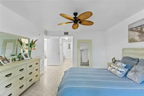519 E Sheridan Street Dania Beach FL 33004