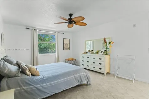 519 E Sheridan Street Dania Beach FL 33004
