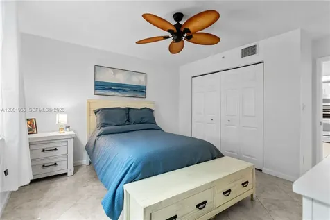 519 E Sheridan Street Dania Beach FL 33004