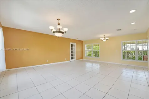 6895 SW 16th Street Miami FL 33155