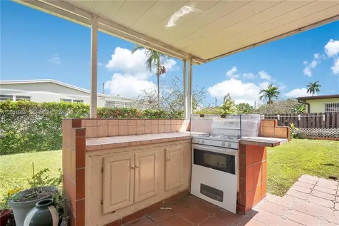 6895 SW 16th Street Miami FL 33155