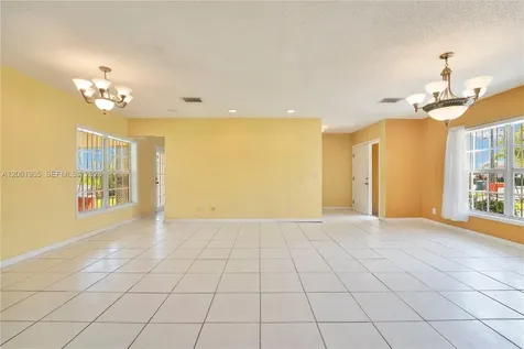 6895 SW 16th Street Miami FL 33155
