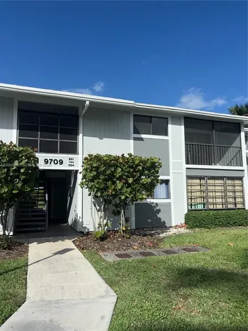 9709 Hammocks Boulevard Miami FL 33196