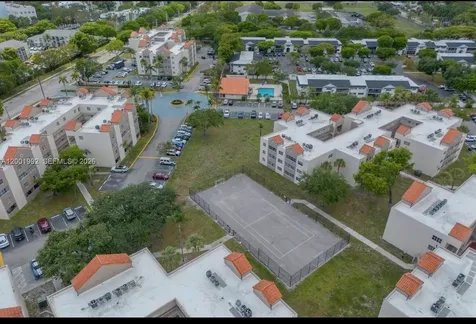 Hialeah FL 33015