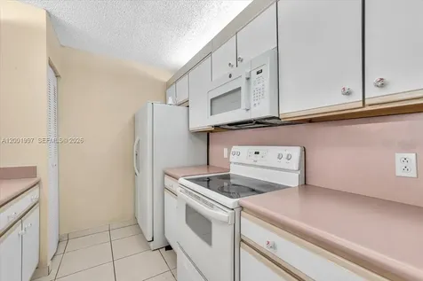 1200 SW 124th Terrace Pembroke Pines FL 33027