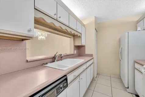 1200 SW 124th Terrace Pembroke Pines FL 33027