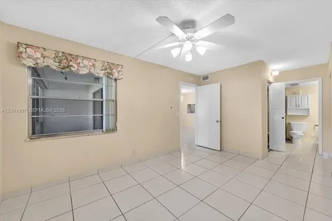 1200 SW 124th Terrace Pembroke Pines FL 33027