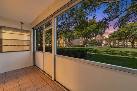 1200 SW 124th Terrace Pembroke Pines FL 33027