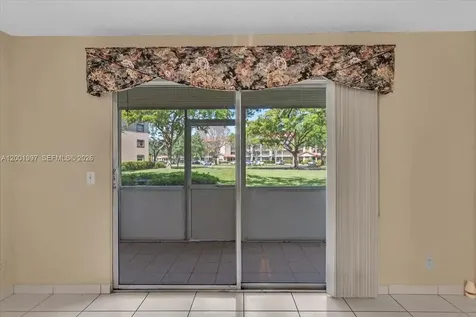 1200 SW 124th Terrace Pembroke Pines FL 33027