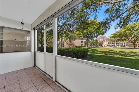 1200 SW 124th Terrace Pembroke Pines FL 33027