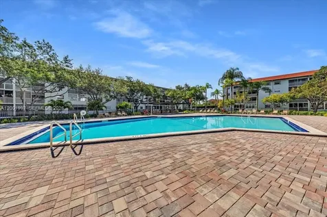 1200 SW 124th Terrace Pembroke Pines FL 33027