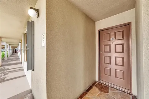 1200 SW 124th Terrace Pembroke Pines FL 33027