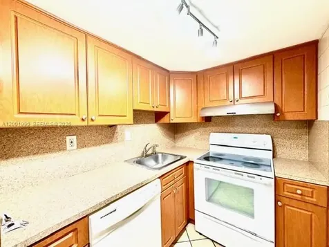 4717 NW 7th Street Miami FL 33126