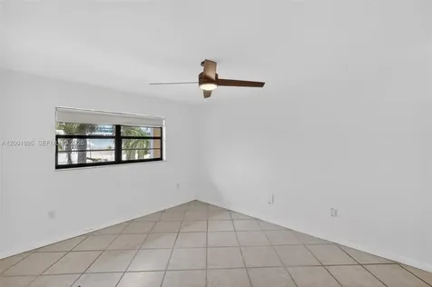 1250 Lincoln Road Miami Beach FL 33139