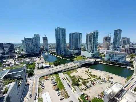 31 SE 6th Street Miami FL 33131