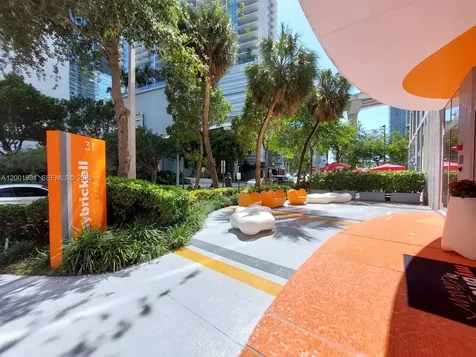 31 SE 6th Street Miami FL 33131