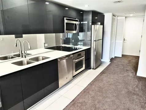 31 SE 6th Street Miami FL 33131