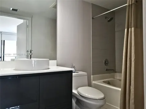 31 SE 6th Street Miami FL 33131