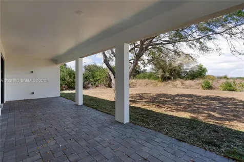 529 N Theodore Vail Lehigh Acres FL 33974
