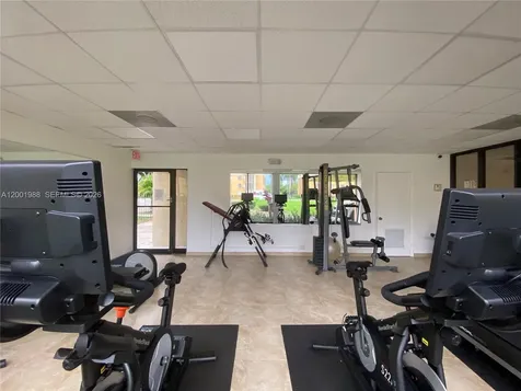 9320 Fontainebleau Boulevard Miami FL 33172