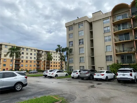 9320 Fontainebleau Boulevard Miami FL 33172