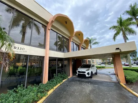 9320 Fontainebleau Boulevard Miami FL 33172
