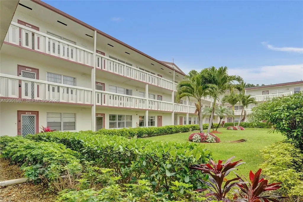 511 Fanshaw M Boca Raton FL 33434