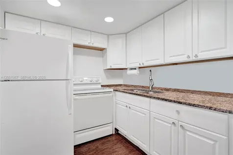 511 Fanshaw M Boca Raton FL 33434