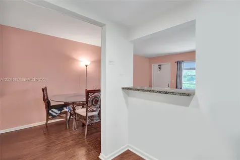 511 Fanshaw M Boca Raton FL 33434
