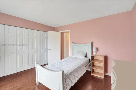 511 Fanshaw M Boca Raton FL 33434