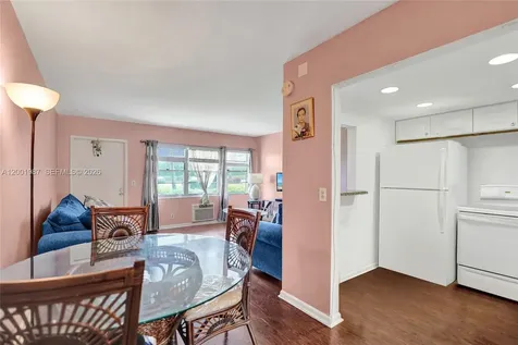 511 Fanshaw M Boca Raton FL 33434