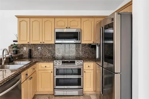 17403 SW 142nd Place Miami FL 33177