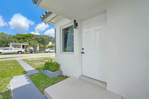 2020 NW 51st Street Miami FL 33142