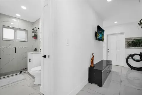 2020 NW 51st Street Miami FL 33142
